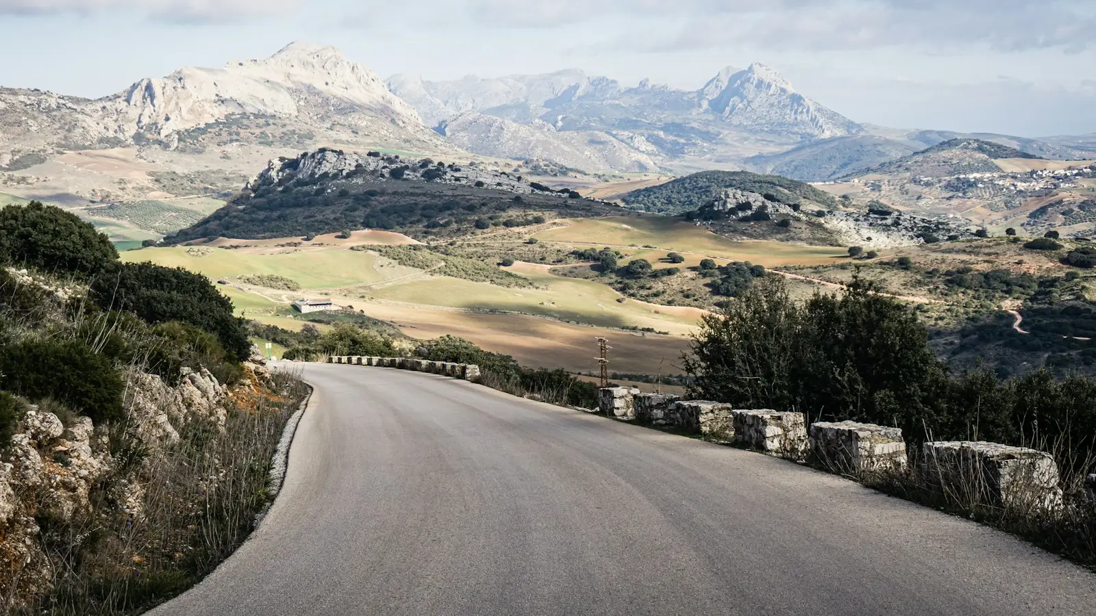 Carretera de montaña en España